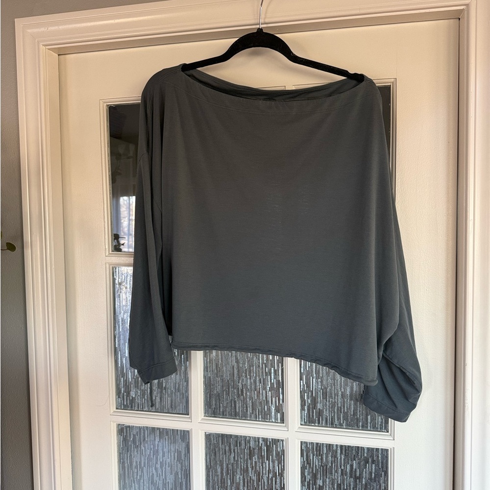 Athleta Long Sleeve Shirt